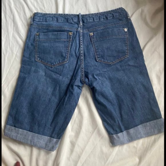 Banana Republic Denim Shorts - Picture 2 of 3